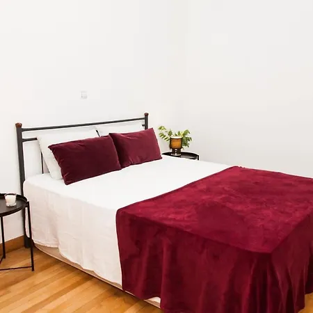 Experience Luxury And Comfort In The Heart Of Kolonaki Apartment