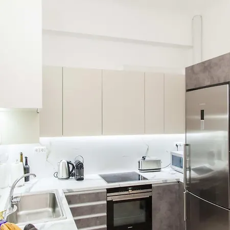 Experience Luxury And Comfort In The Heart Of Kolonaki *
